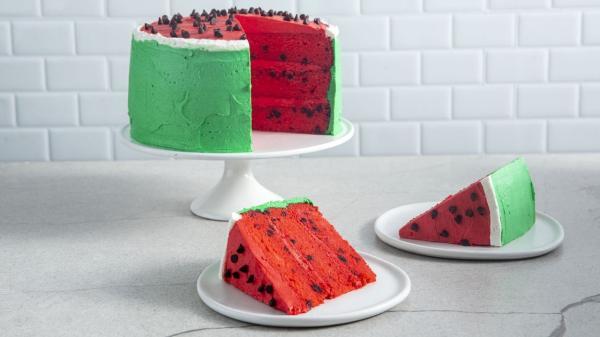 طرز تهیه کیک هندوانه با پنج دستور ویژه خانگی برای شب یلدا