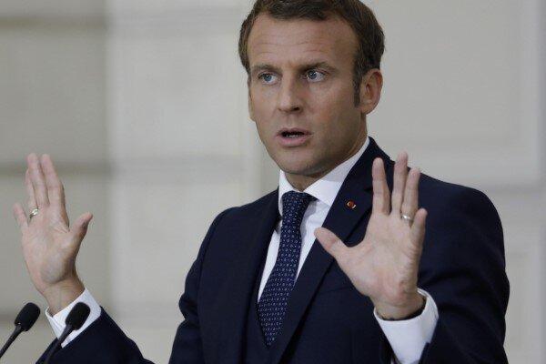 ماکرون: فرانسه با تروریسم اسلام گرا روبرو است!