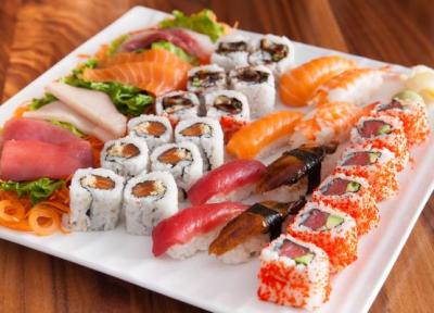 سوشی غذای نسبتا محبوب در سر تاسر جهان Sushi