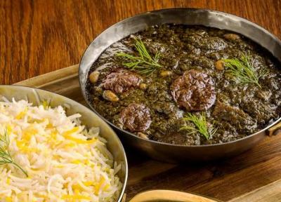 طرز تهیه خورشت قورمه سبزی با گوشت چرخ کرده به ساده ترین روش