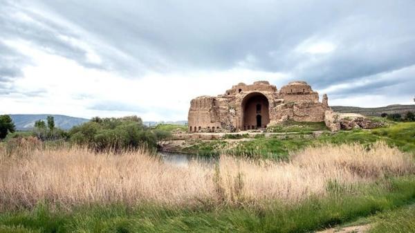 آشنایی با کاخ اردشیر بابکان